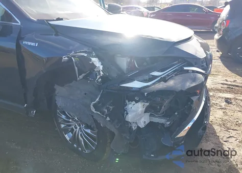 2021 Toyota Venza Limited z USA, uszkodzony, nr VIN JTEAAAAH2MJ069523